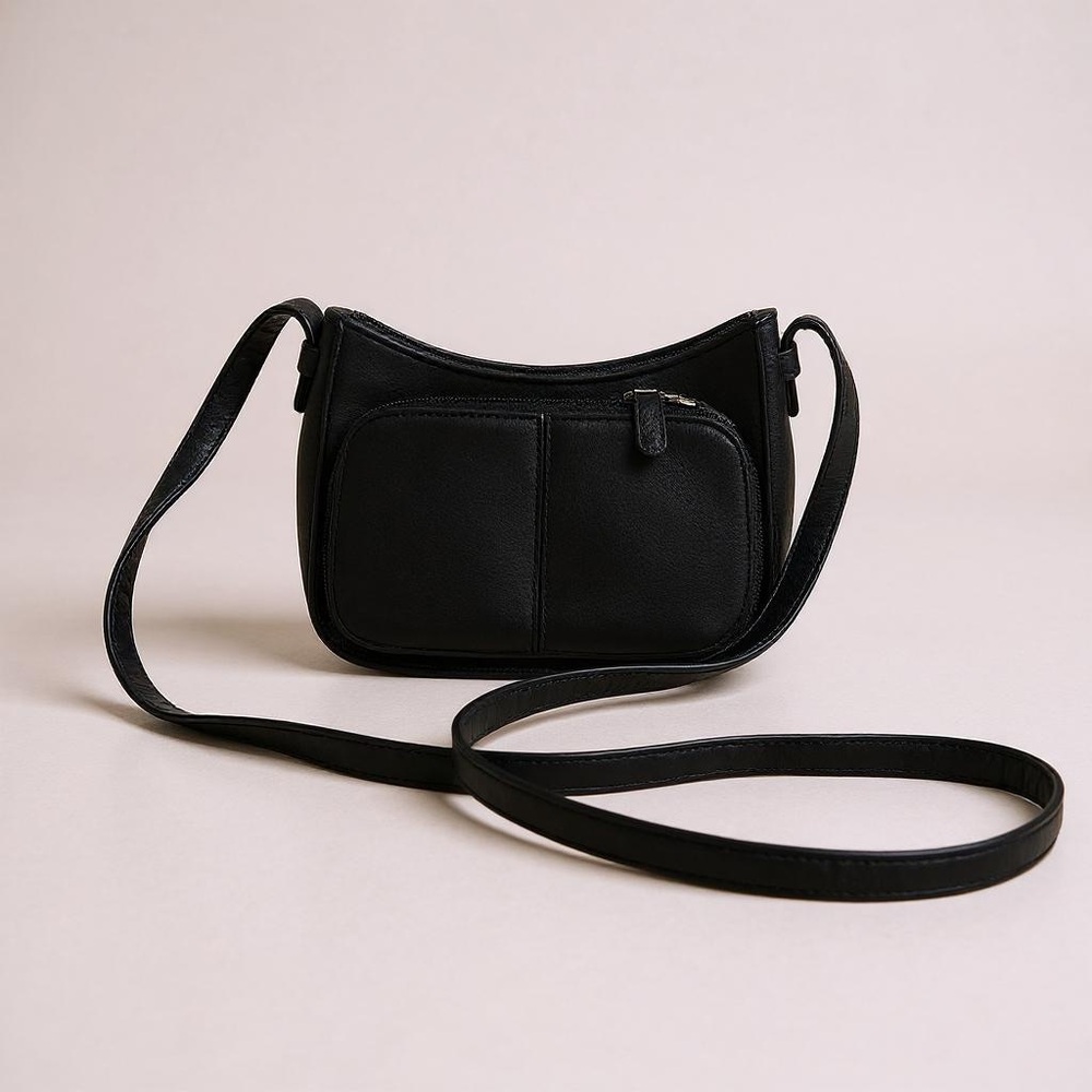 St. John’s Bay genuine black leather shoulder bag crossbody purse zip pockets